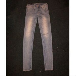 american eagle jeans!